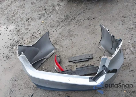 2019 Toyota Camry Le из США, поврежденный, VIN 4T1B11HK8KU757480